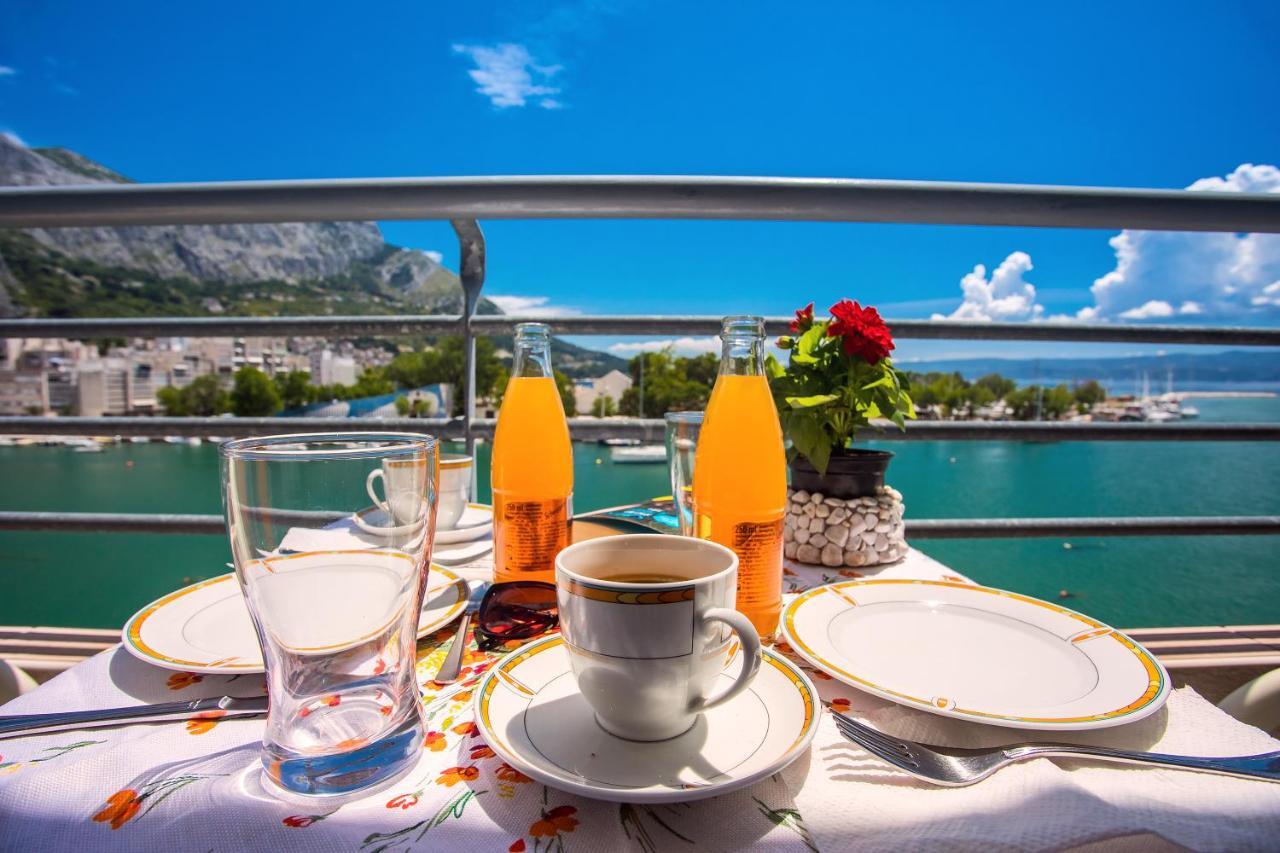 Apartmani Ribnjak Seka โอมิช ภายนอก รูปภาพ
