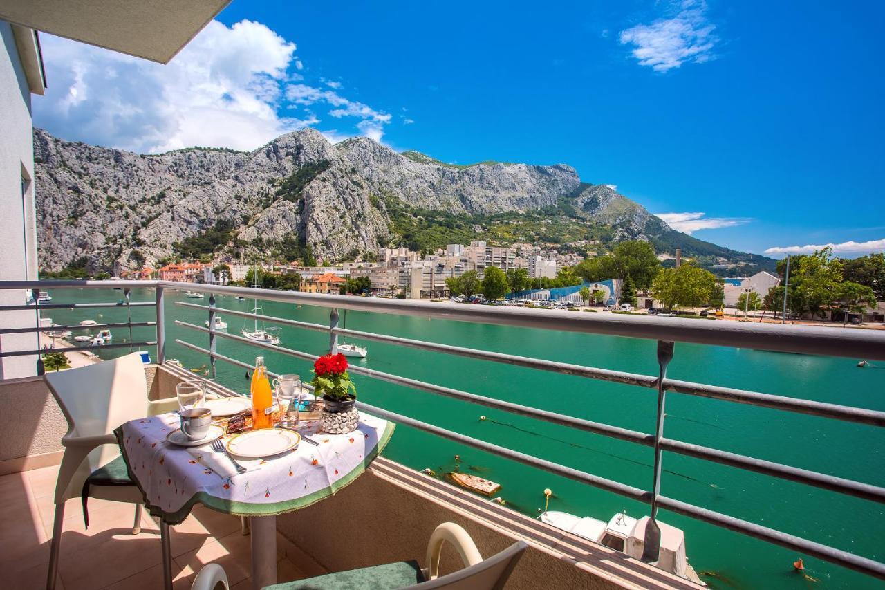 Apartmani Ribnjak Seka โอมิช ภายนอก รูปภาพ